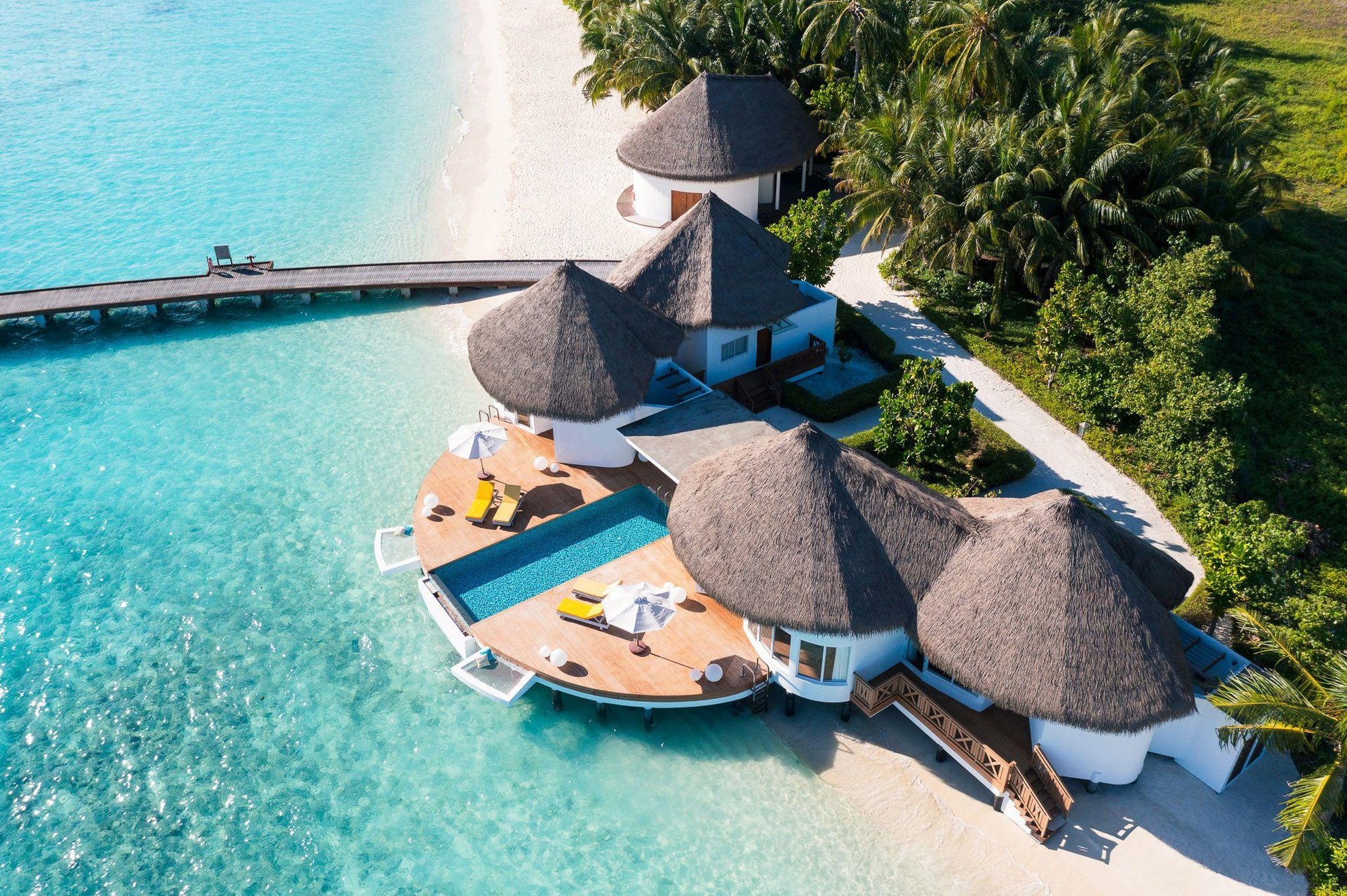 Mercure Maldives Kooddoo Resort