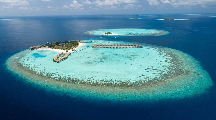 Outrigger Maldives Maafushivaru